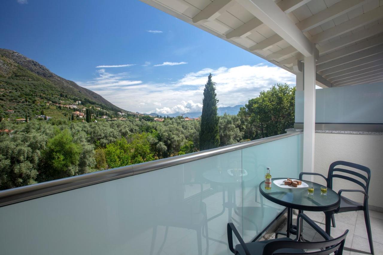 Zisis Suites Nydri  Bagian luar foto