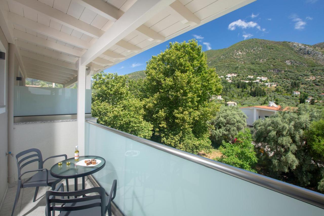 Zisis Suites Nydri  Bagian luar foto