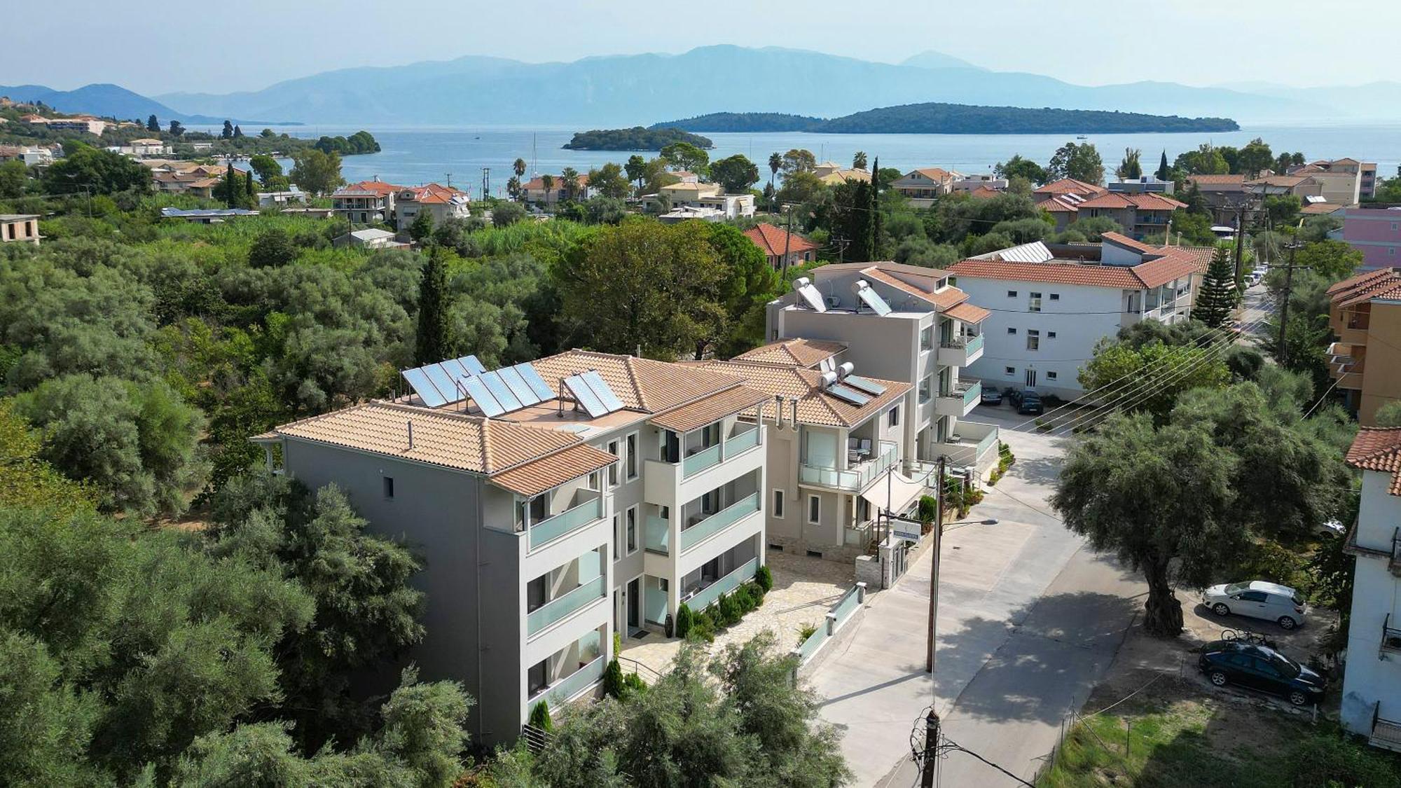 Zisis Suites Nydri  Bagian luar foto