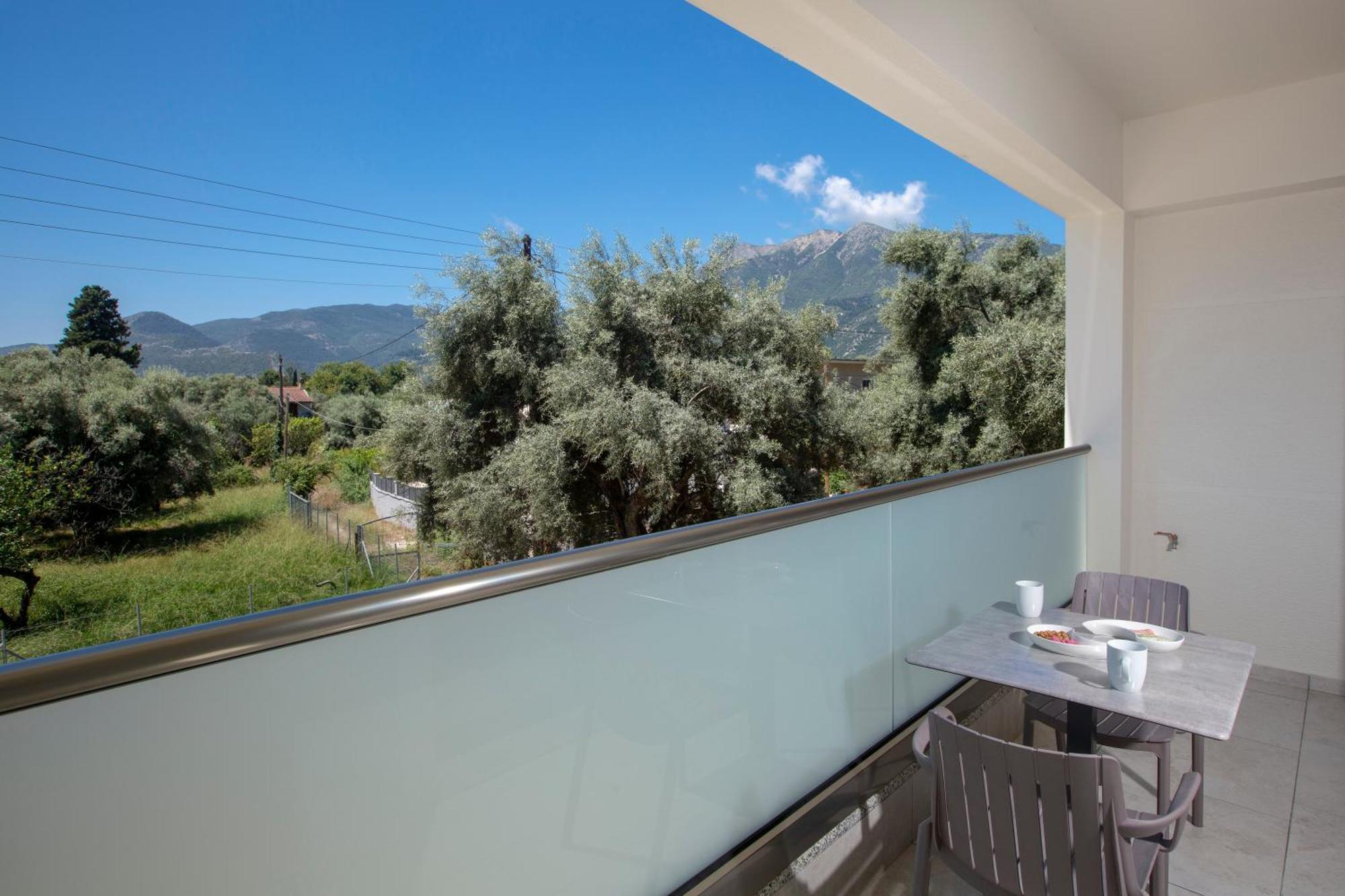 Zisis Suites Nydri  Bagian luar foto