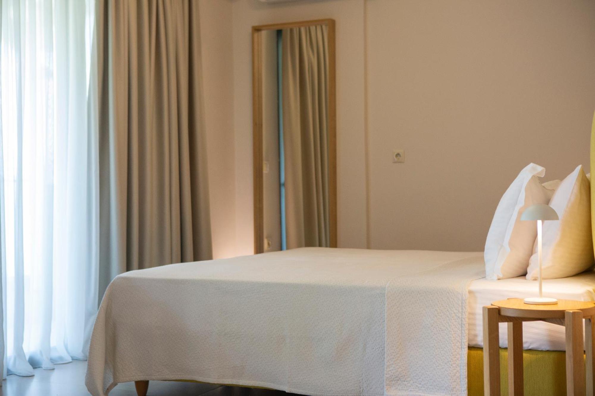 Zisis Suites Nydri  Bagian luar foto